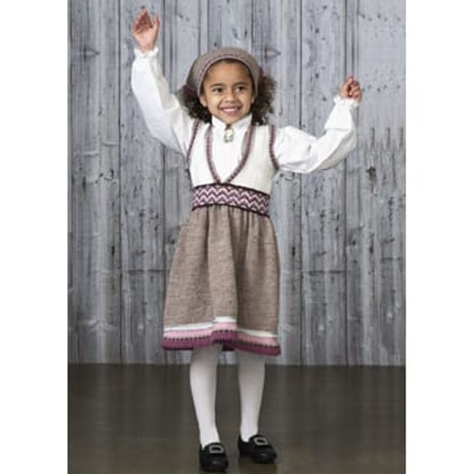 Hovedbilde Katalog 1603-6 Ingrid festdrakt